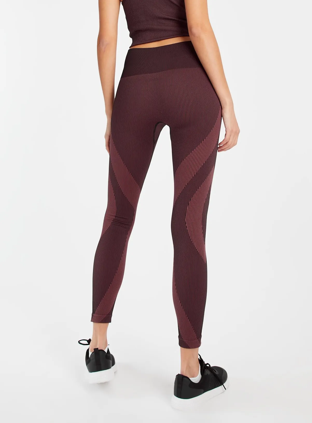 Active Burgundy Seamless Leggings - Size L | Sports Leggings | Tu