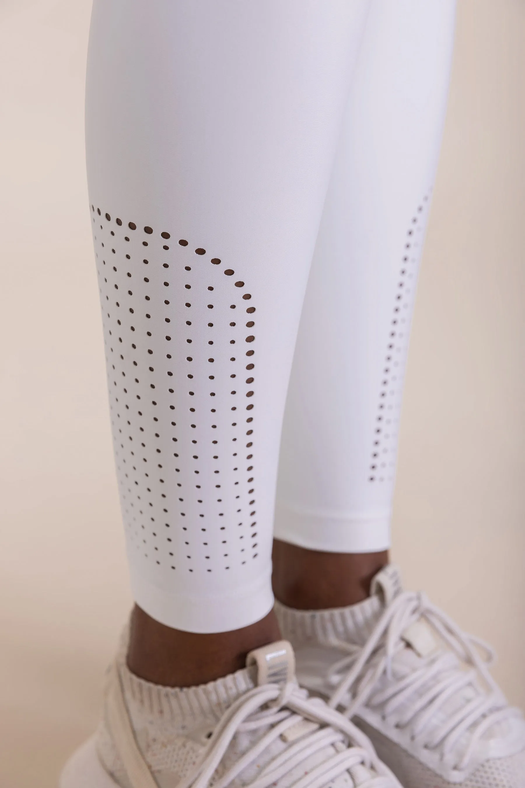 Balanced Aerodynamic Leggings