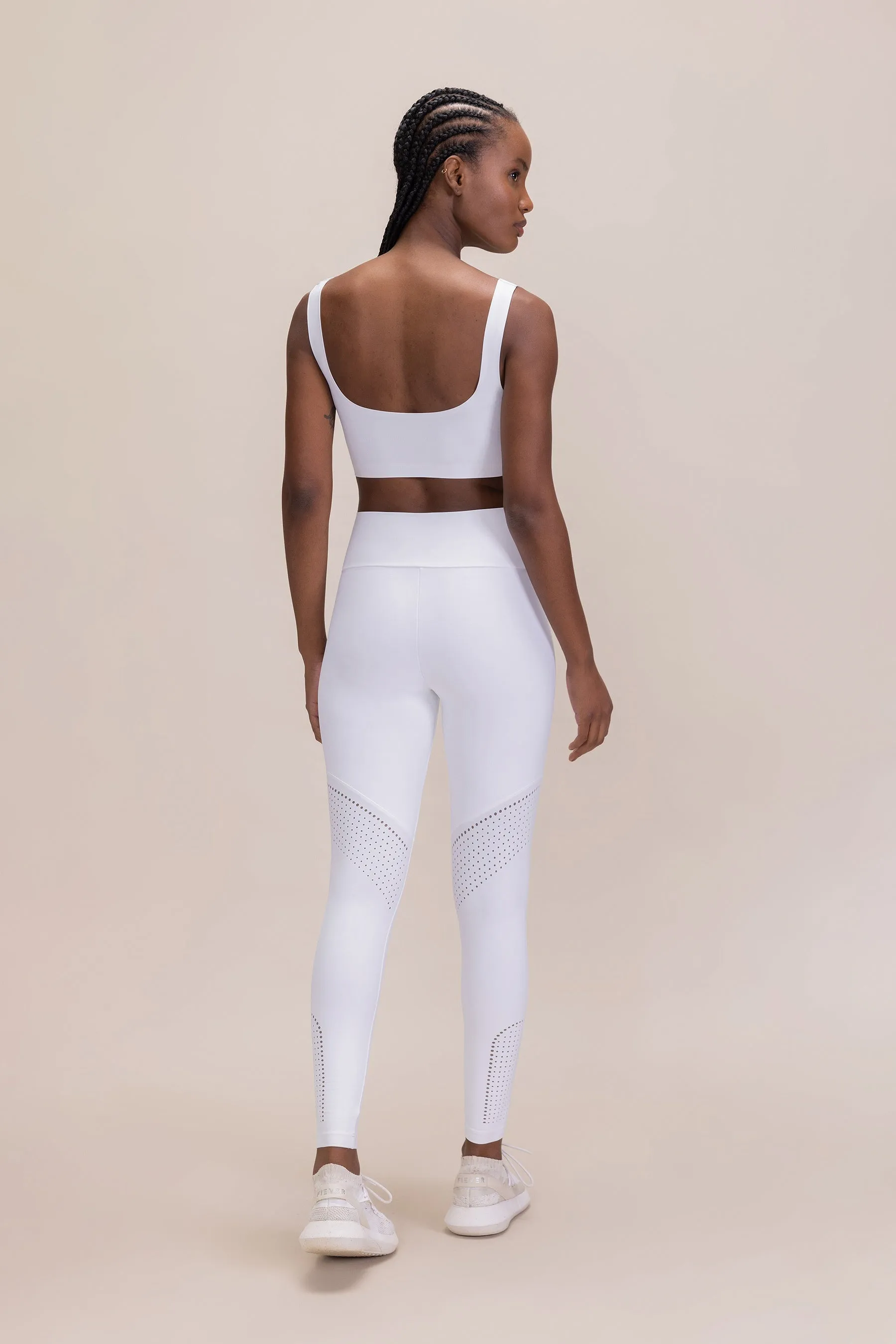 Balanced Aerodynamic Leggings