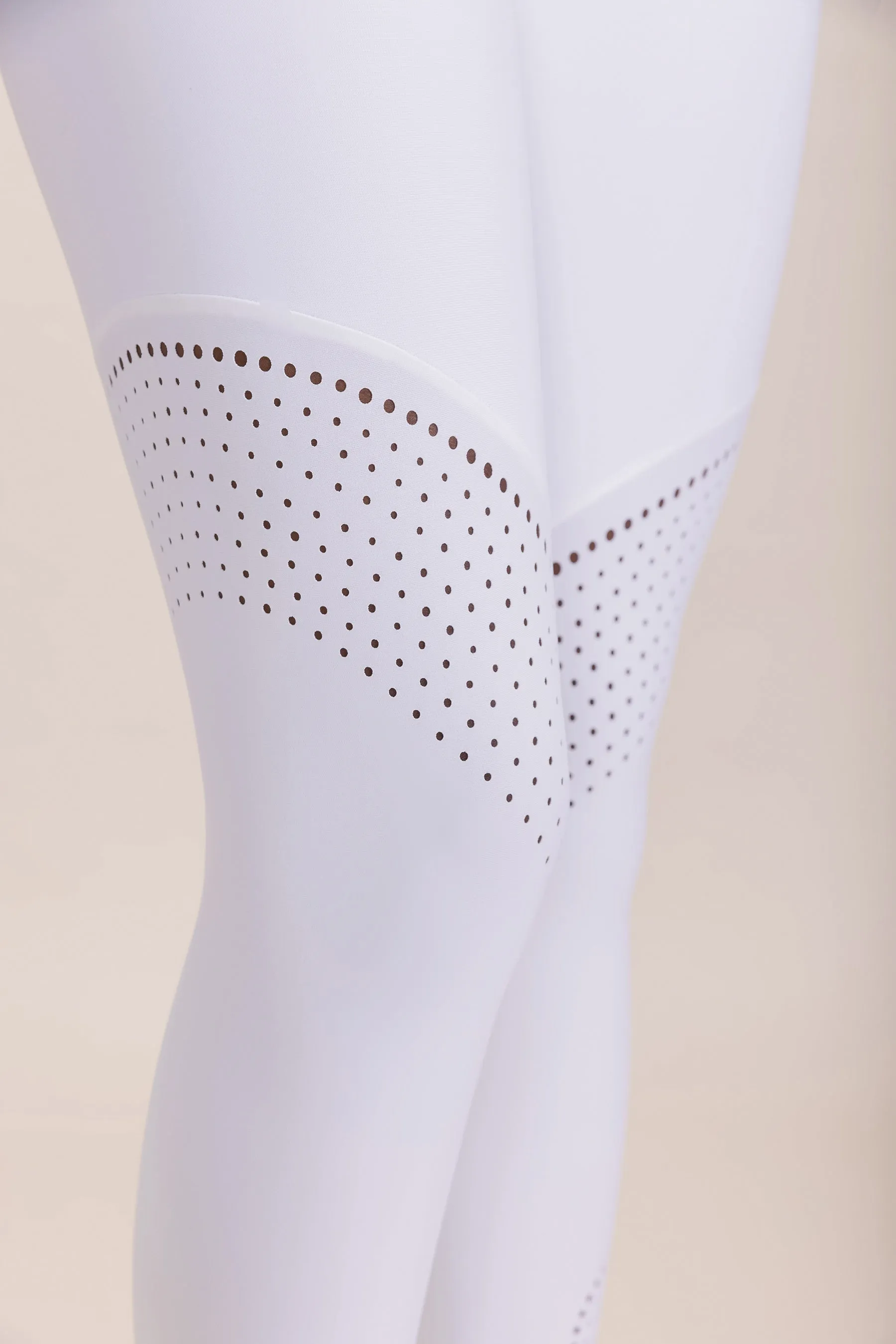 Balanced Aerodynamic Leggings