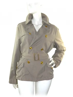 Claudia Gil Beige Short Trench Jacket - Women's Fashion Model.