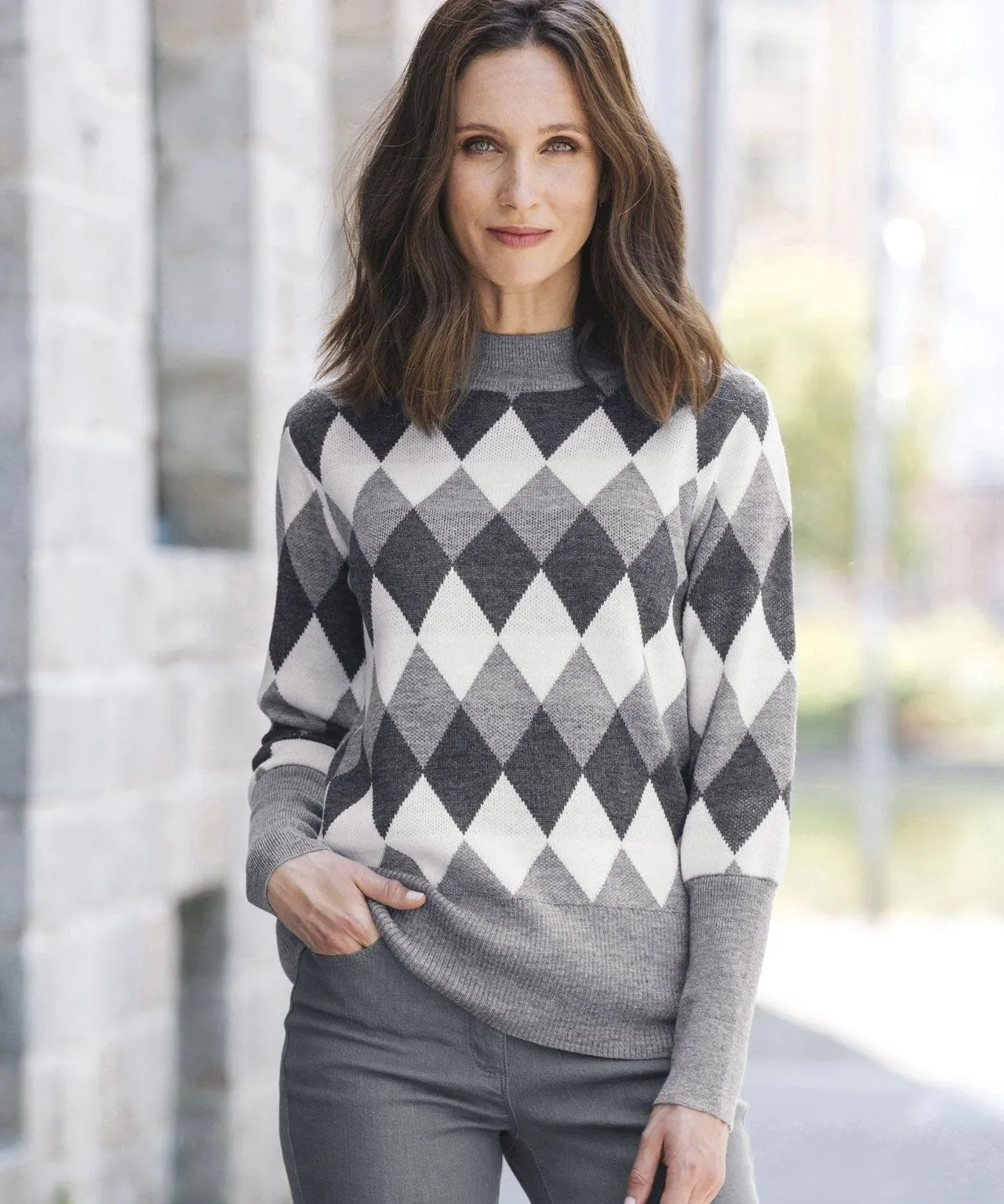 Stylish Intarsia Sweater