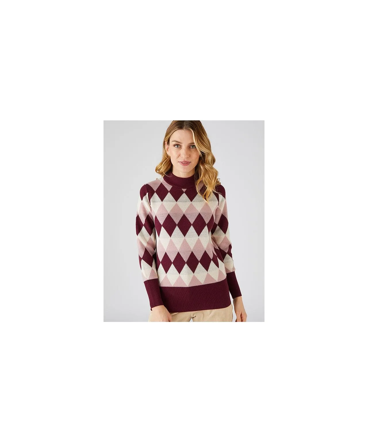 Stylish Intarsia Sweater