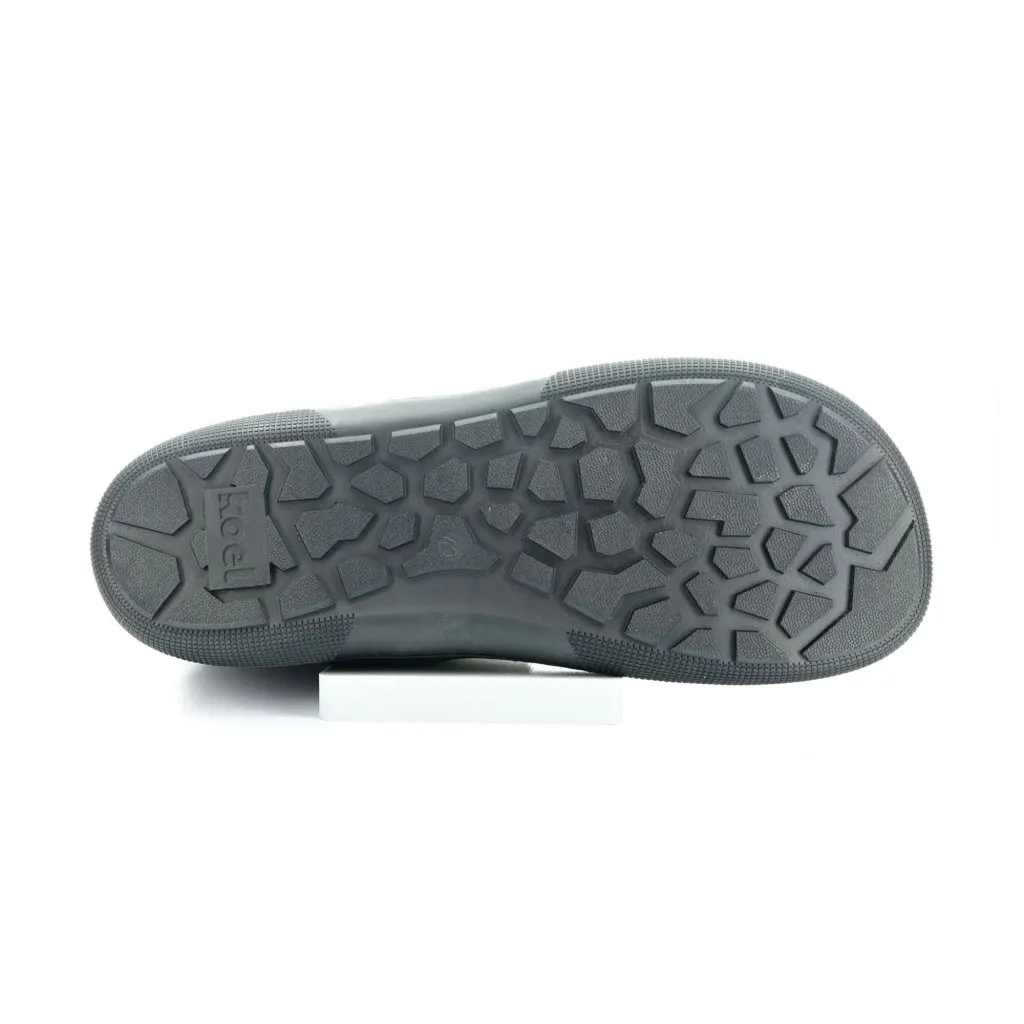 Koel4kids Fina Black winter barefoot shoes.