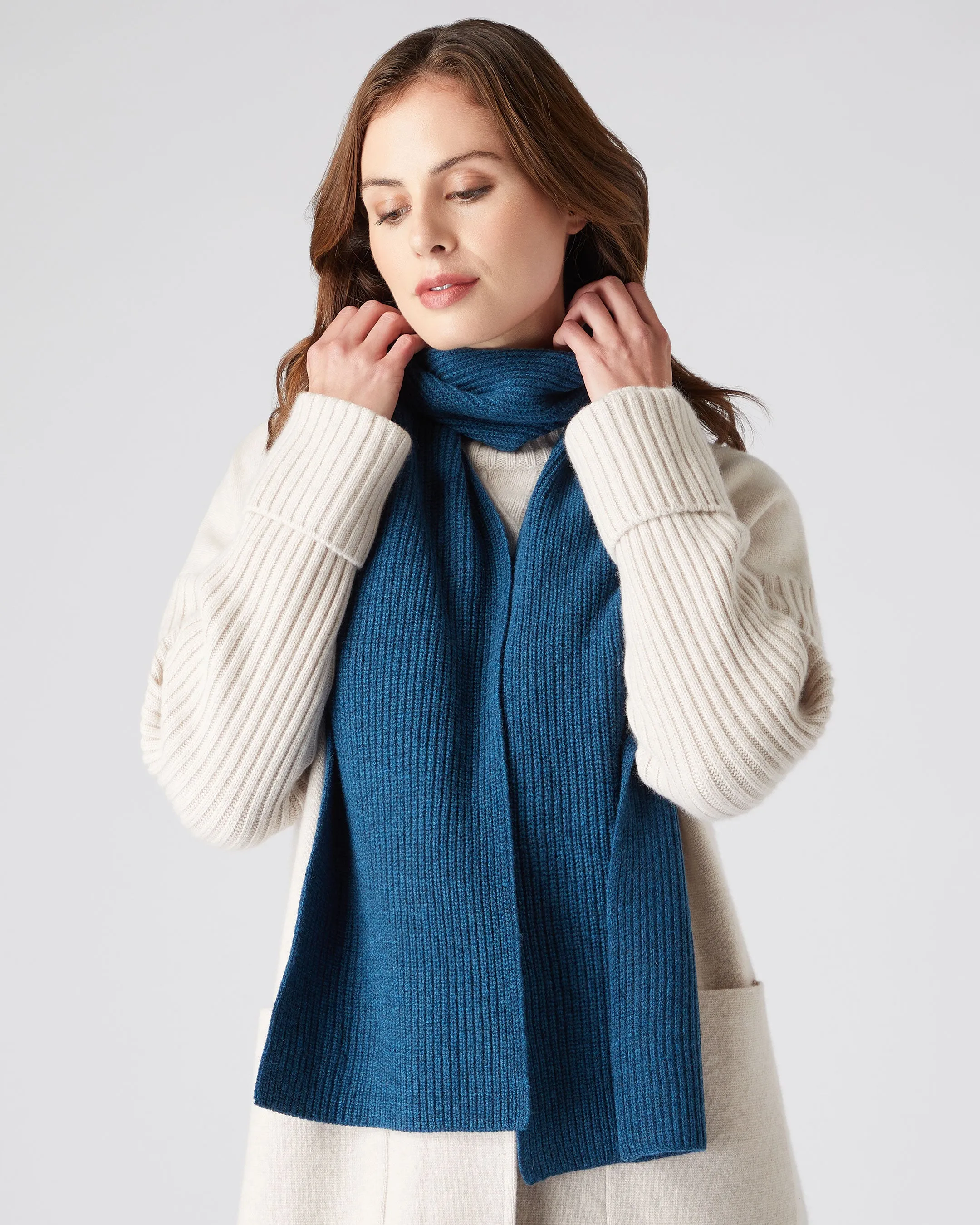 Ribbed Cashmere Scarf - Unisex Lagoon Blue