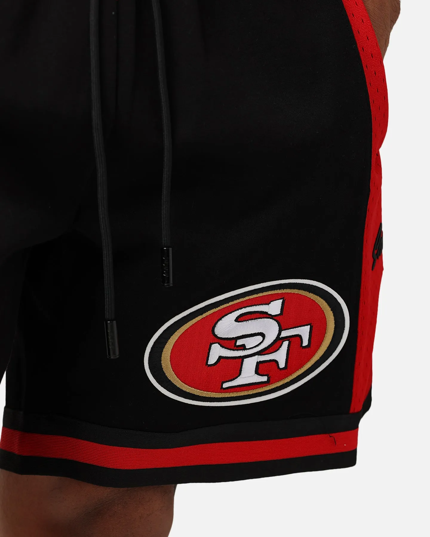 San Francisco 49ers Fast Lane 2.0 Shorts in Black and Red - Shop Now