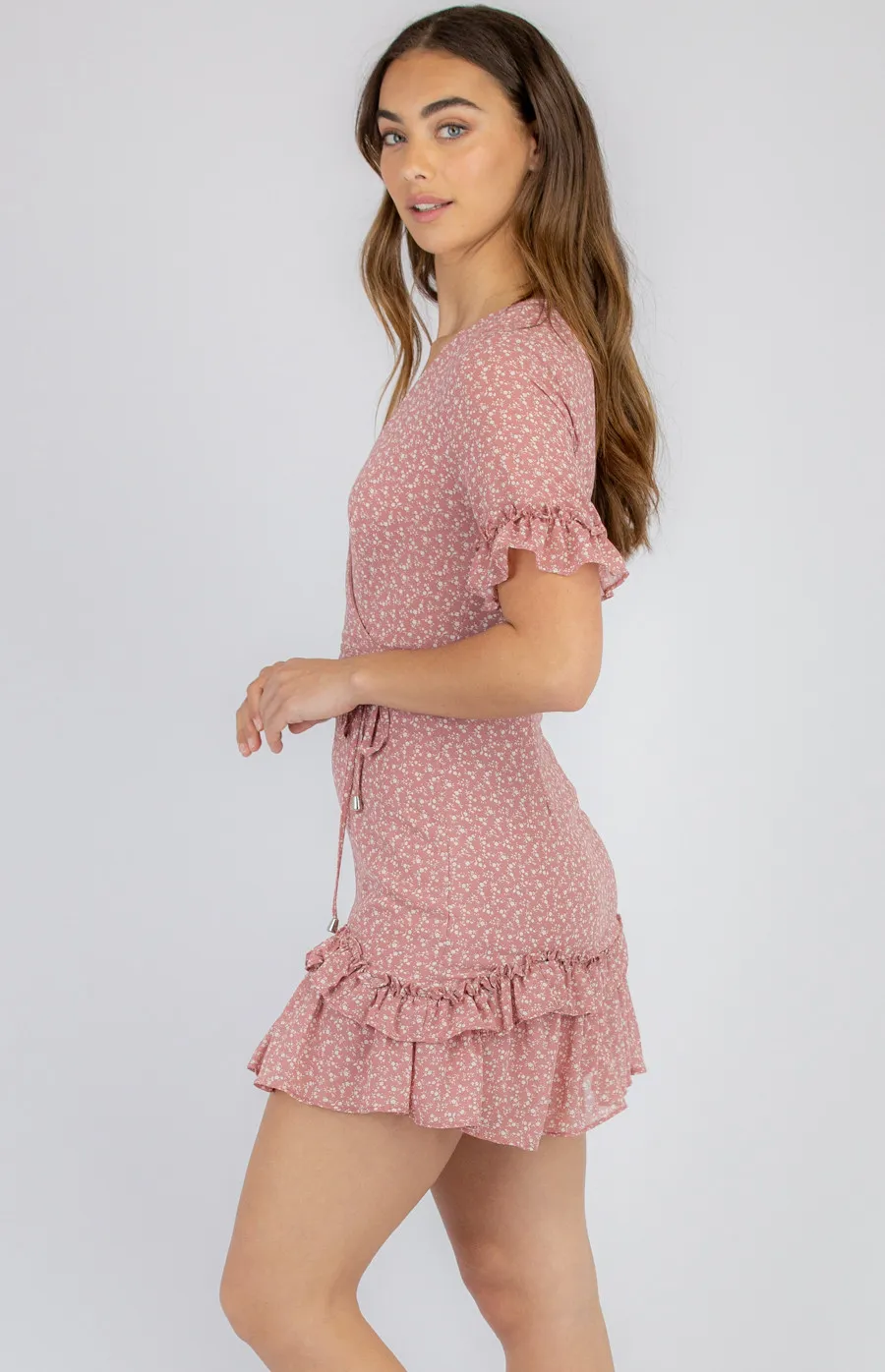 Short Sleeve Floral Dress with Ruffled Hem