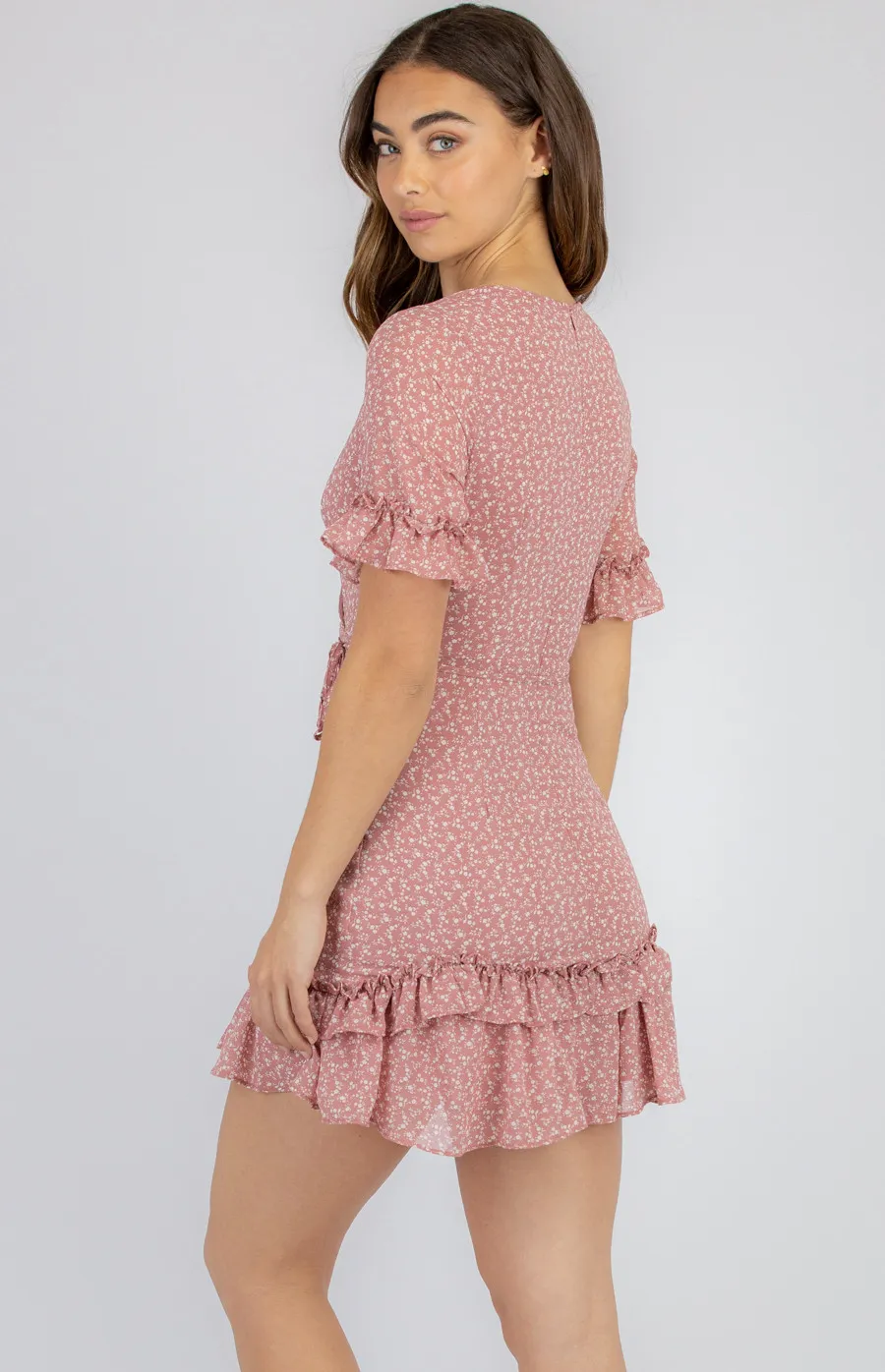 Short Sleeve Floral Dress with Ruffled Hem