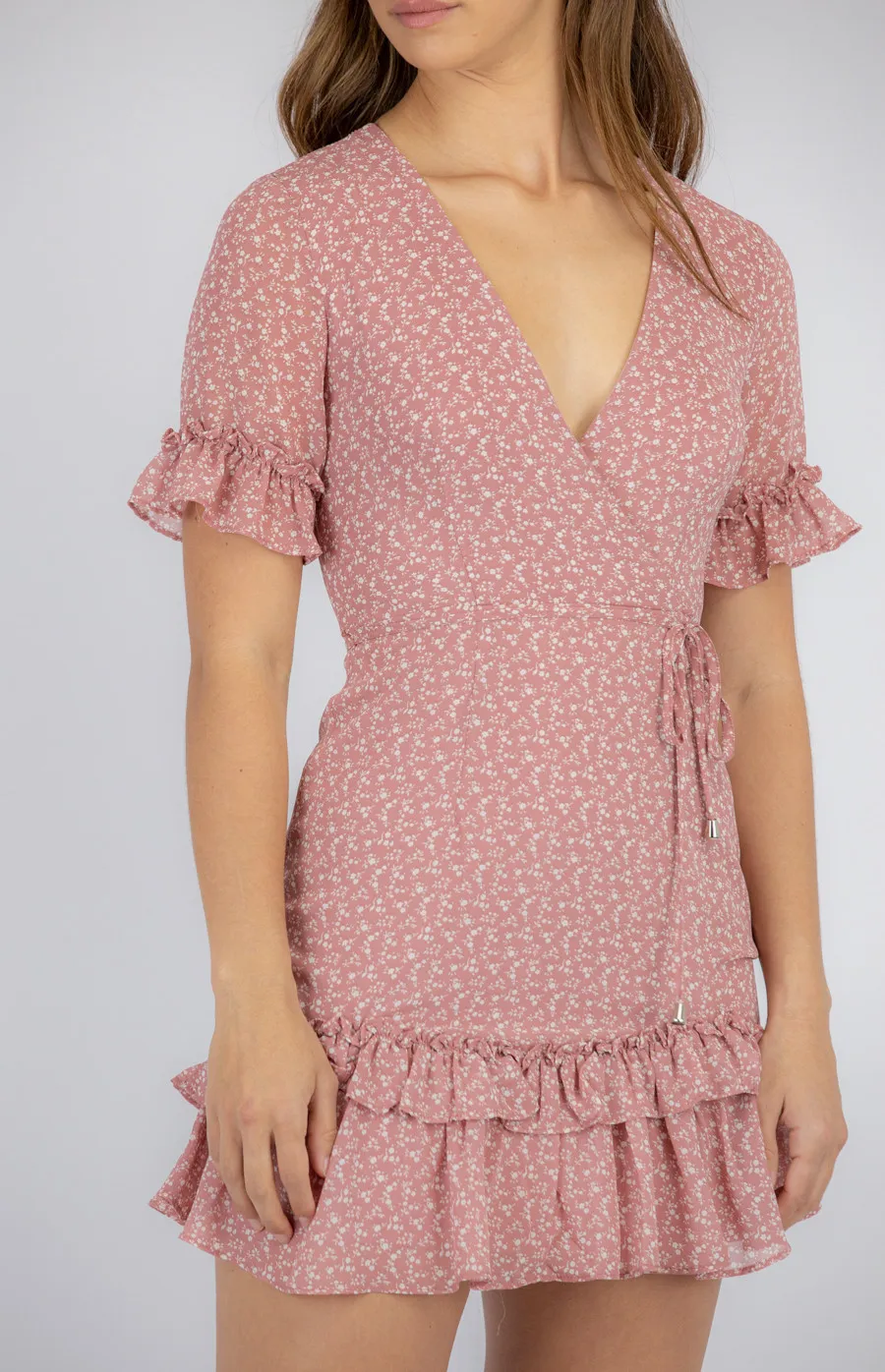 Short Sleeve Floral Dress with Ruffled Hem