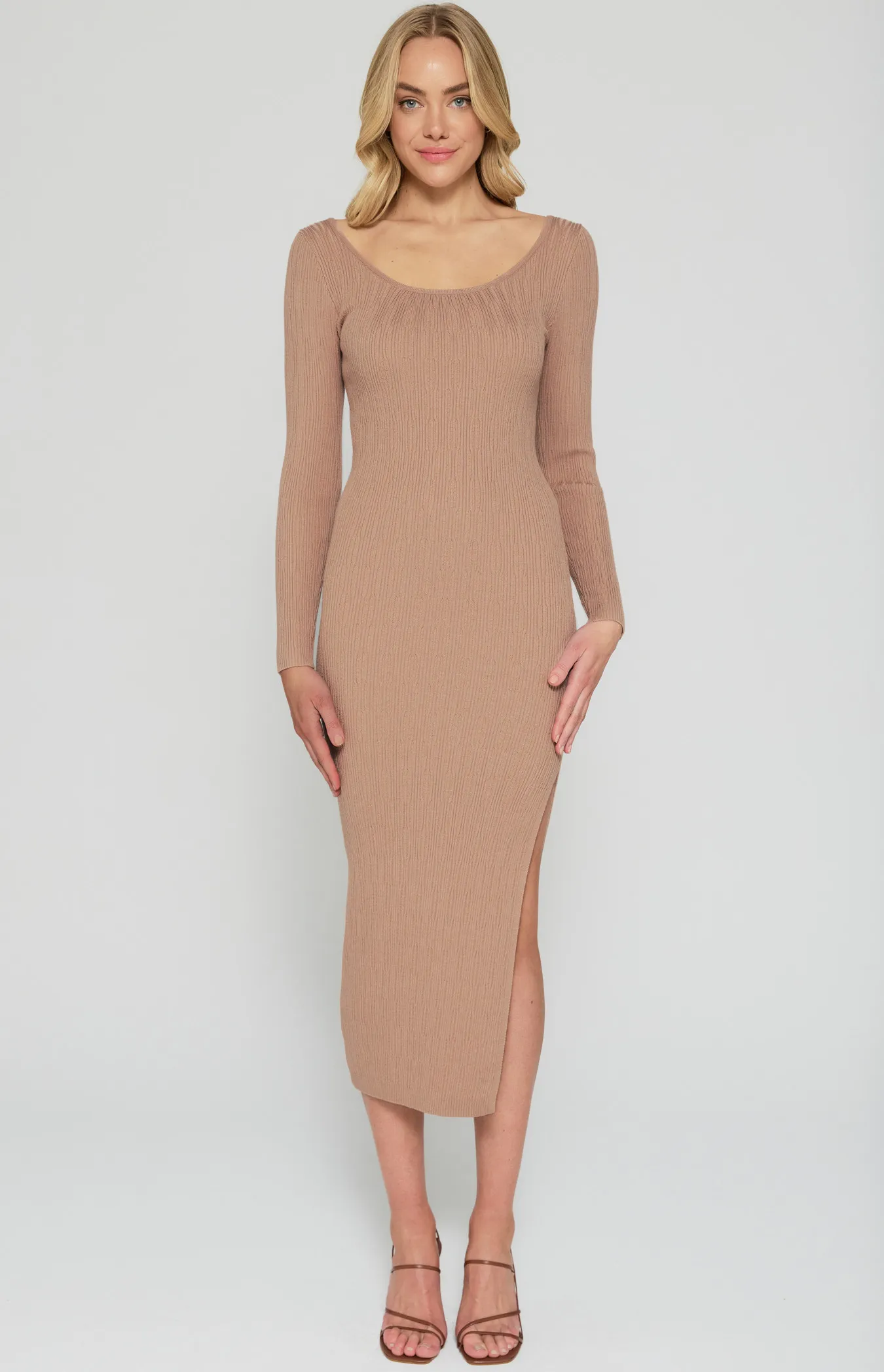 Textured Scoop Neckline Knit Midi Dress