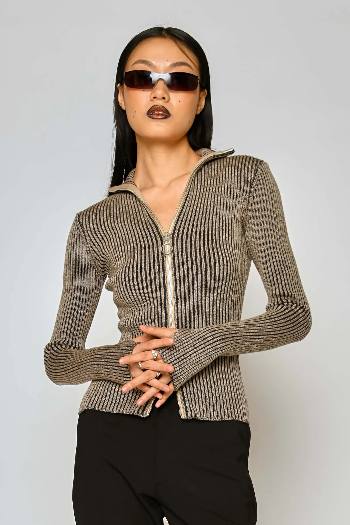 Wastia Zipper Sweater